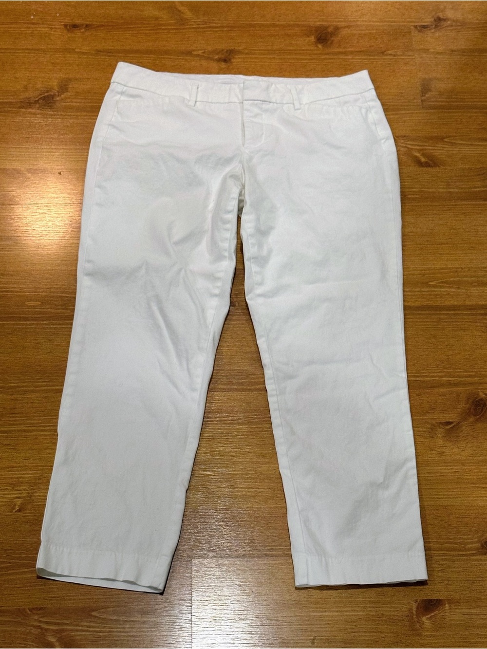 A.N.A. A New Approach Women's White Classic Chino Pants size 10